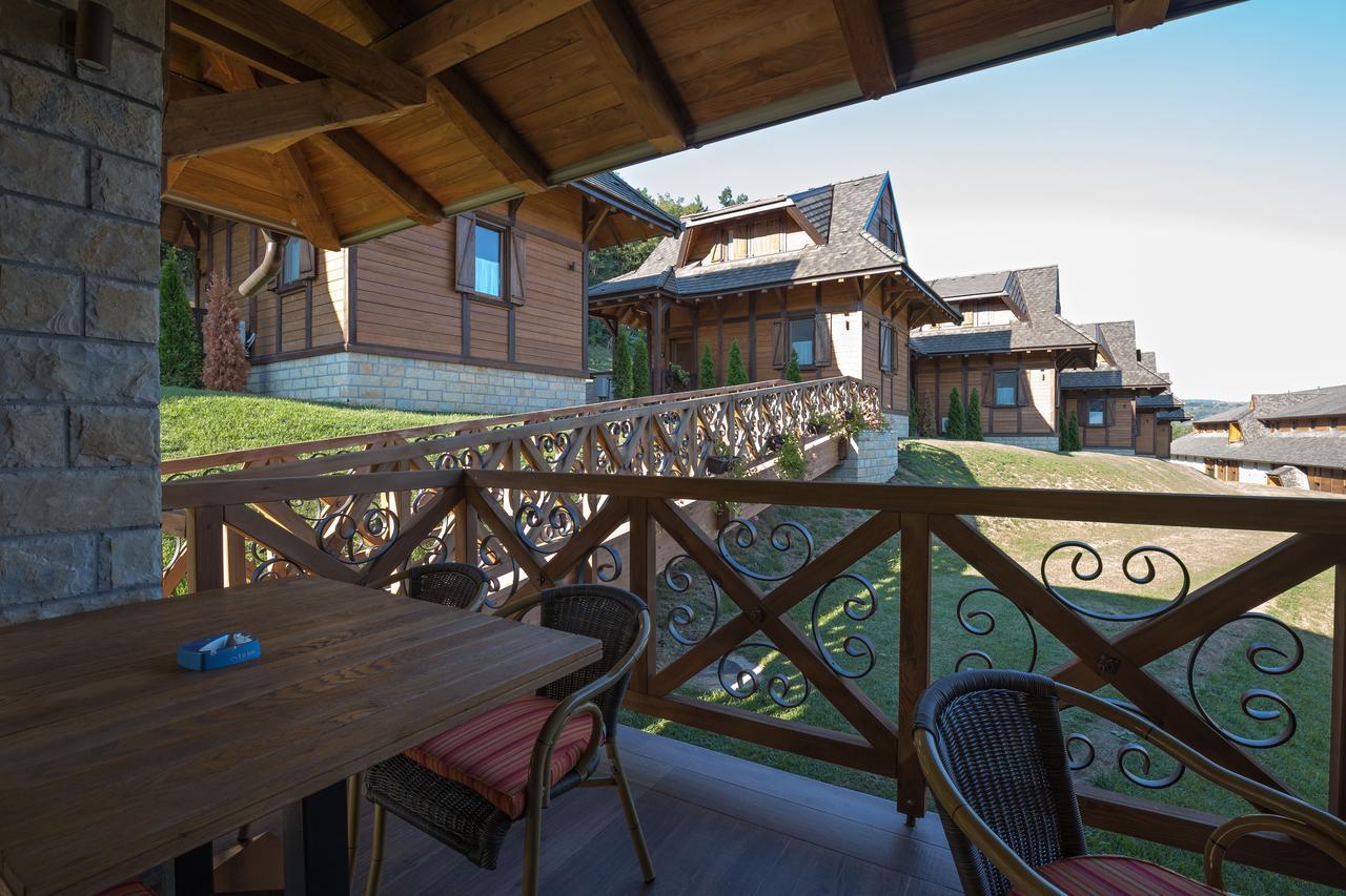 Etno Naselje Vrdnicka Kula Bed and Breakfast Vrdnik Εξωτερικό φωτογραφία