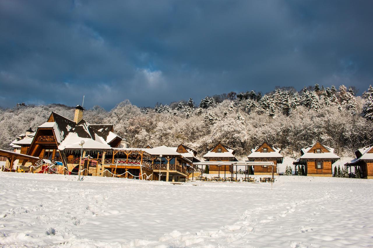 Etno Naselje Vrdnicka Kula Bed and Breakfast Vrdnik Εξωτερικό φωτογραφία